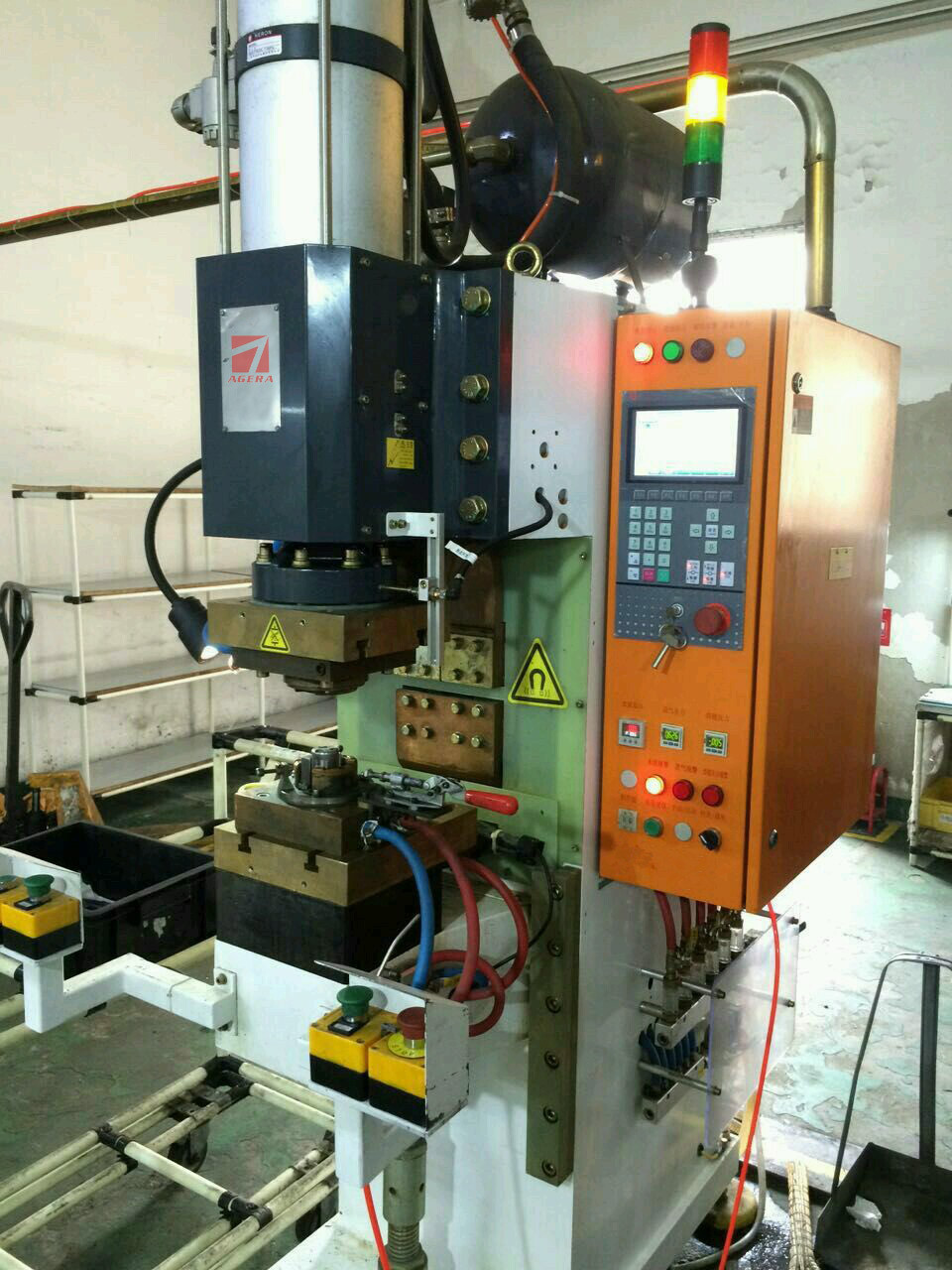 汽車空調(diào)電磁離合器凸焊機(jī),電磁離合器自動點焊機(jī)